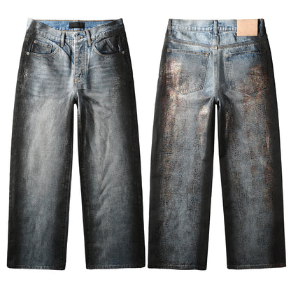 Vaqueros de pierna ancha azul claro para hombre con efecto de piel de cocodrilo sintética y lavado vintage. Estilo urbano 102. 